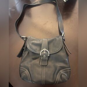 Coach Vintage Soho Flap Crossbody/shoulder Bag Black Leather Hobo Duffle